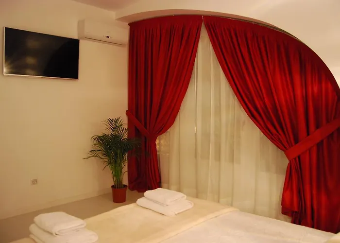 Hostal Petite Maman Madri